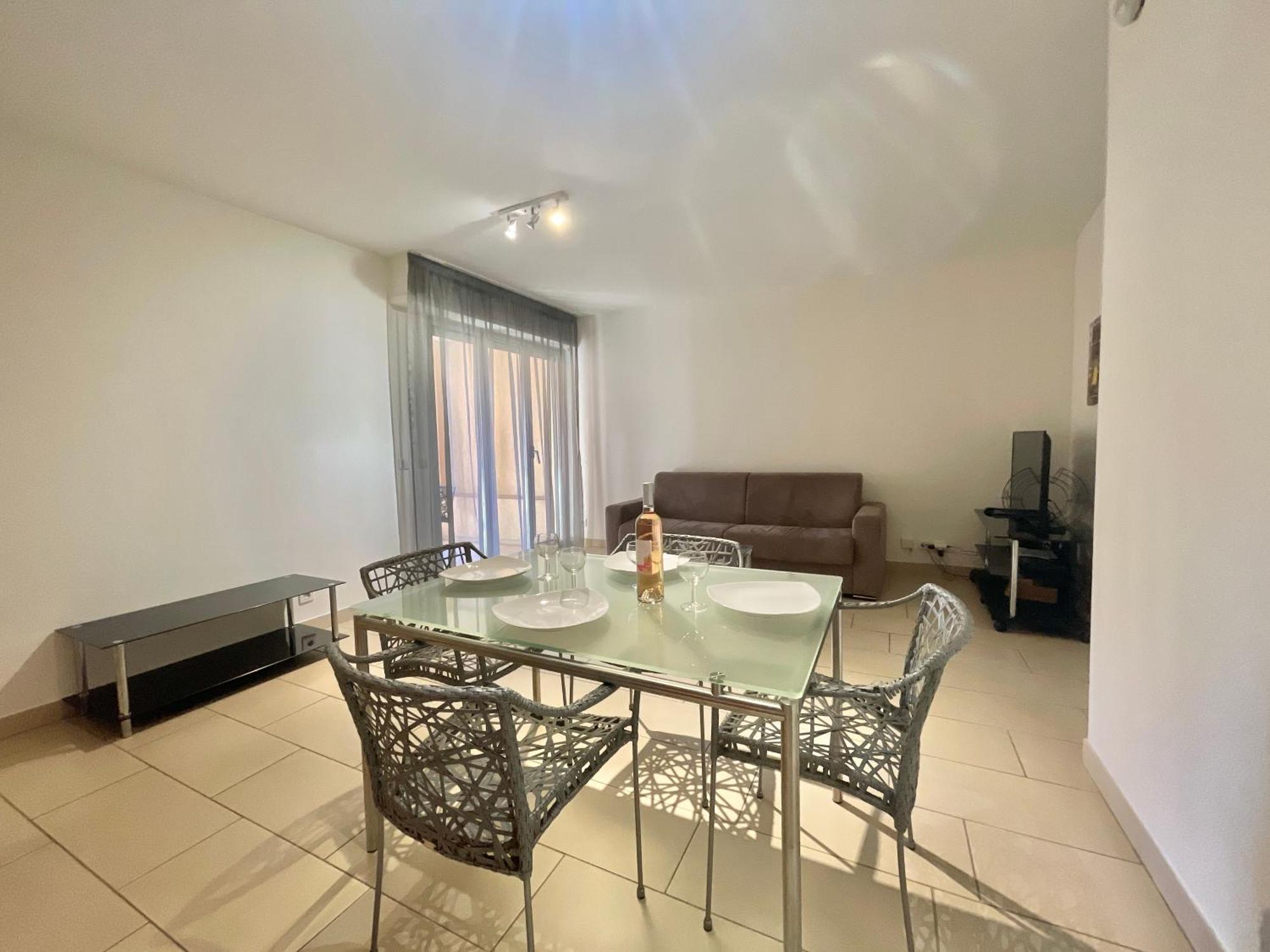 Le Vieux Port Apartamento *